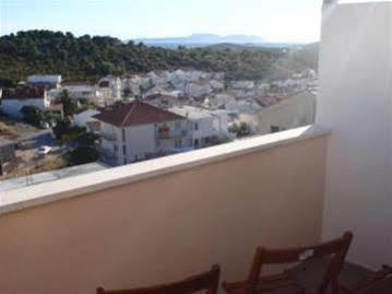 Apartments Mazuran Hvar Town Exterior photo